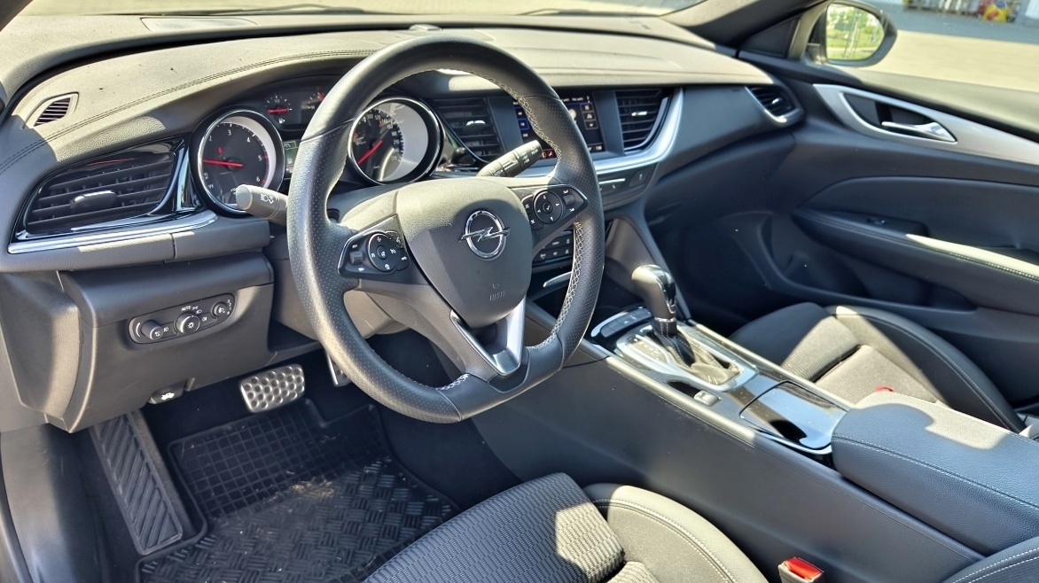 opel-insignia-23