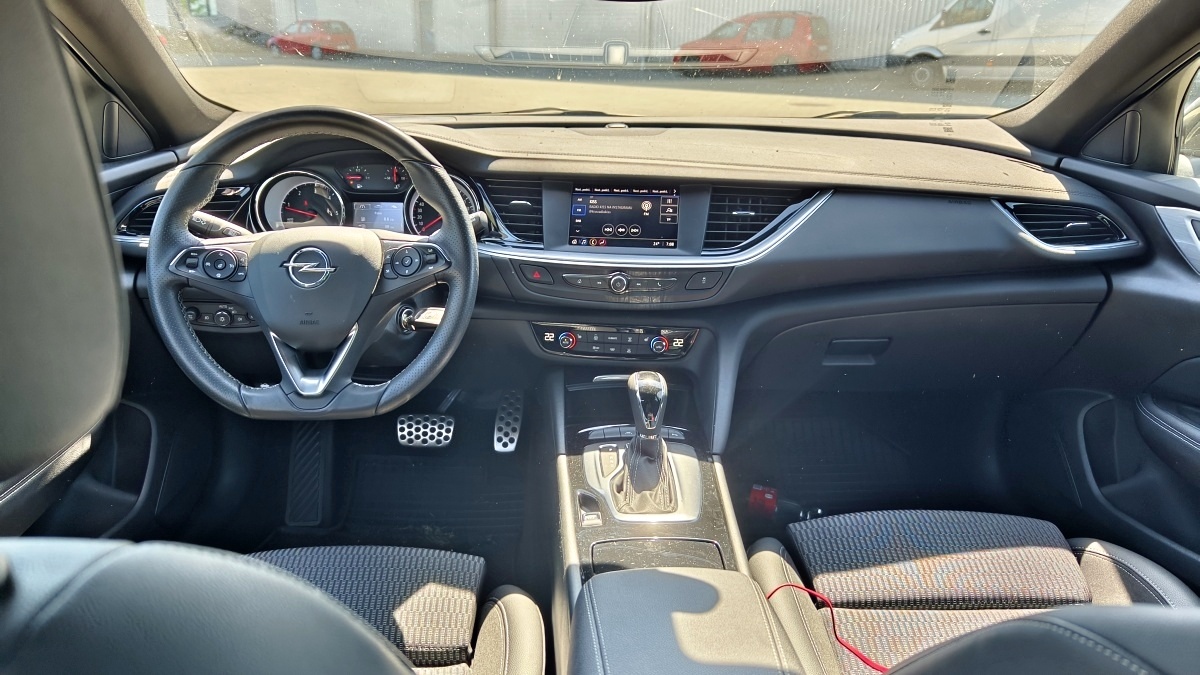opel-insignia-25