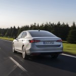 1_skoda_superb_hatch_f57f6f32