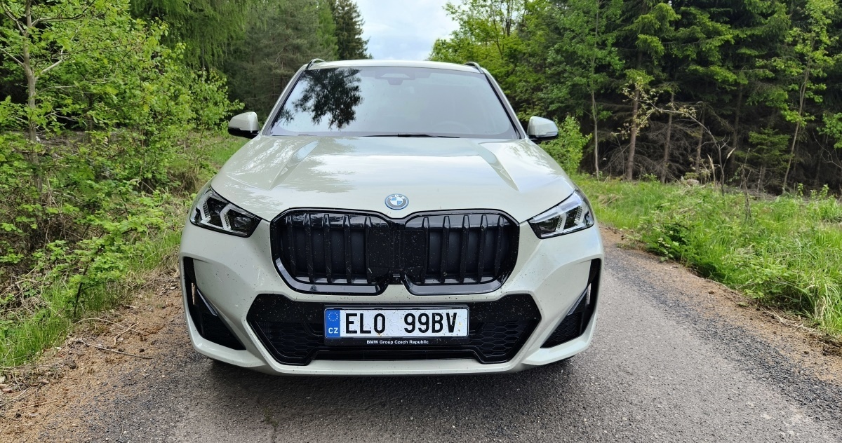 bmw-x1-2024-9