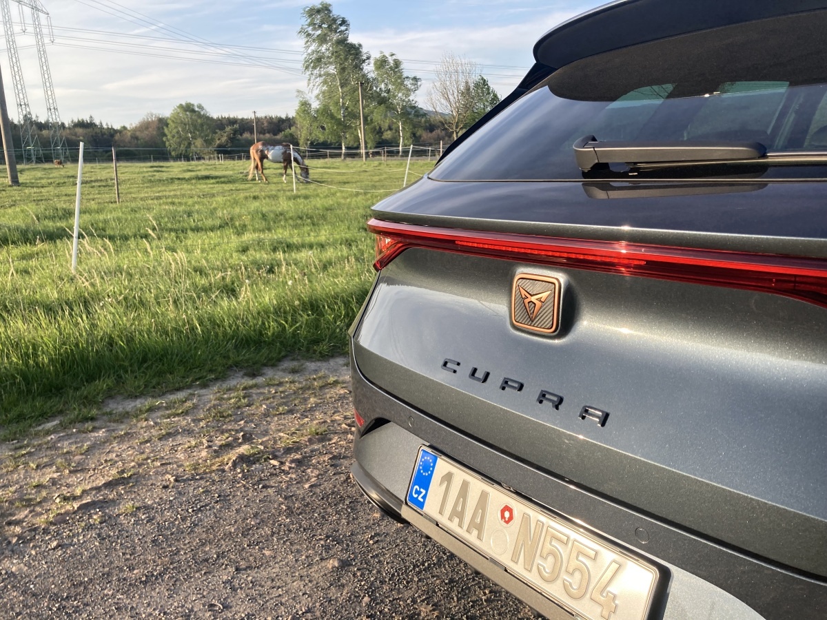 cupra-leon-st-17