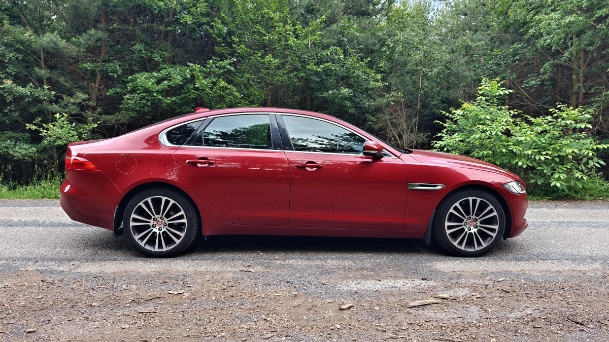 jaguar-xf-43