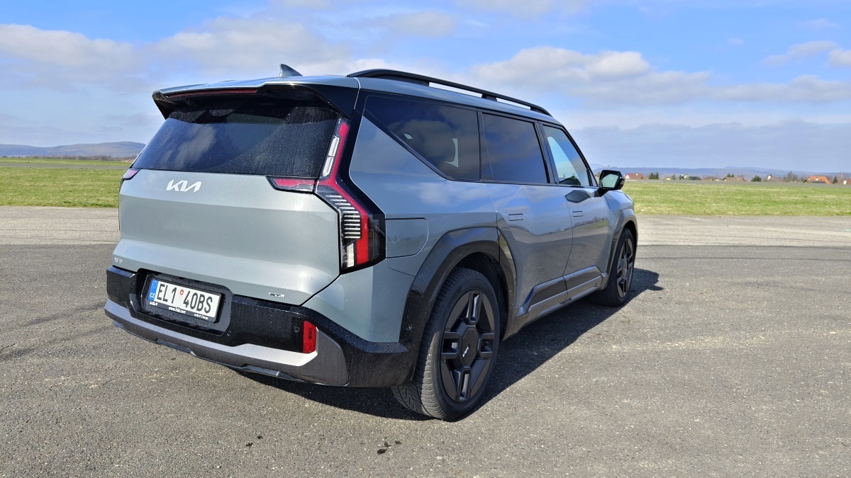 kia-ev9-2024-18