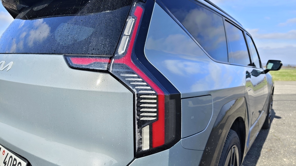 kia-ev9-2024-19