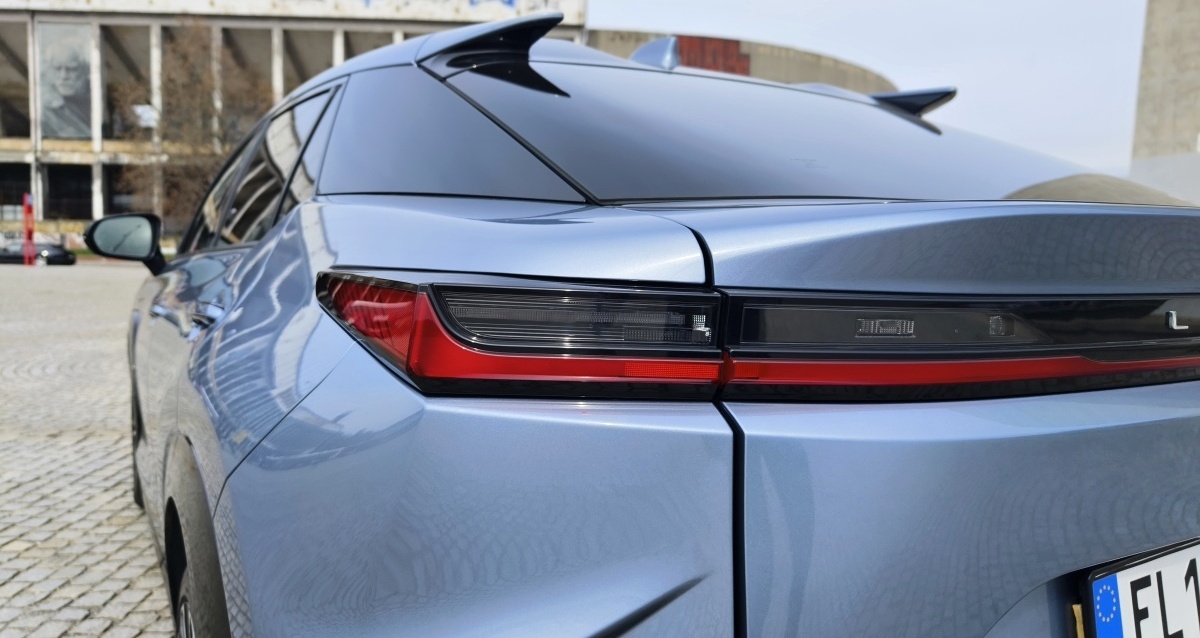 lexus-rz-2024-38