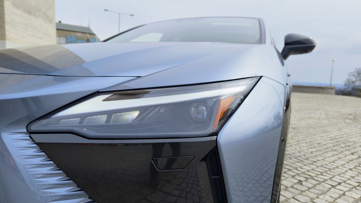 lexus-rz-2024-5