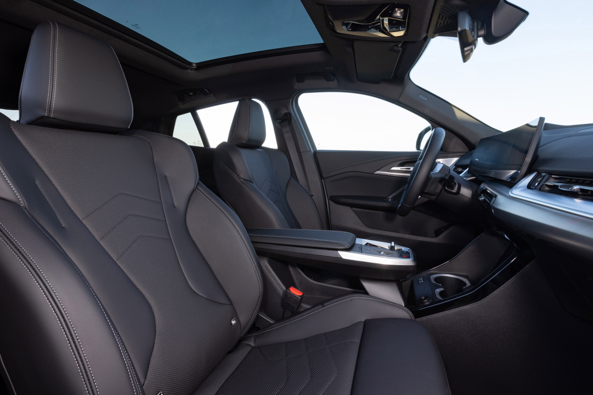 BMW iX2 xDrive 30