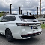 volkswagen-passat-2024-37