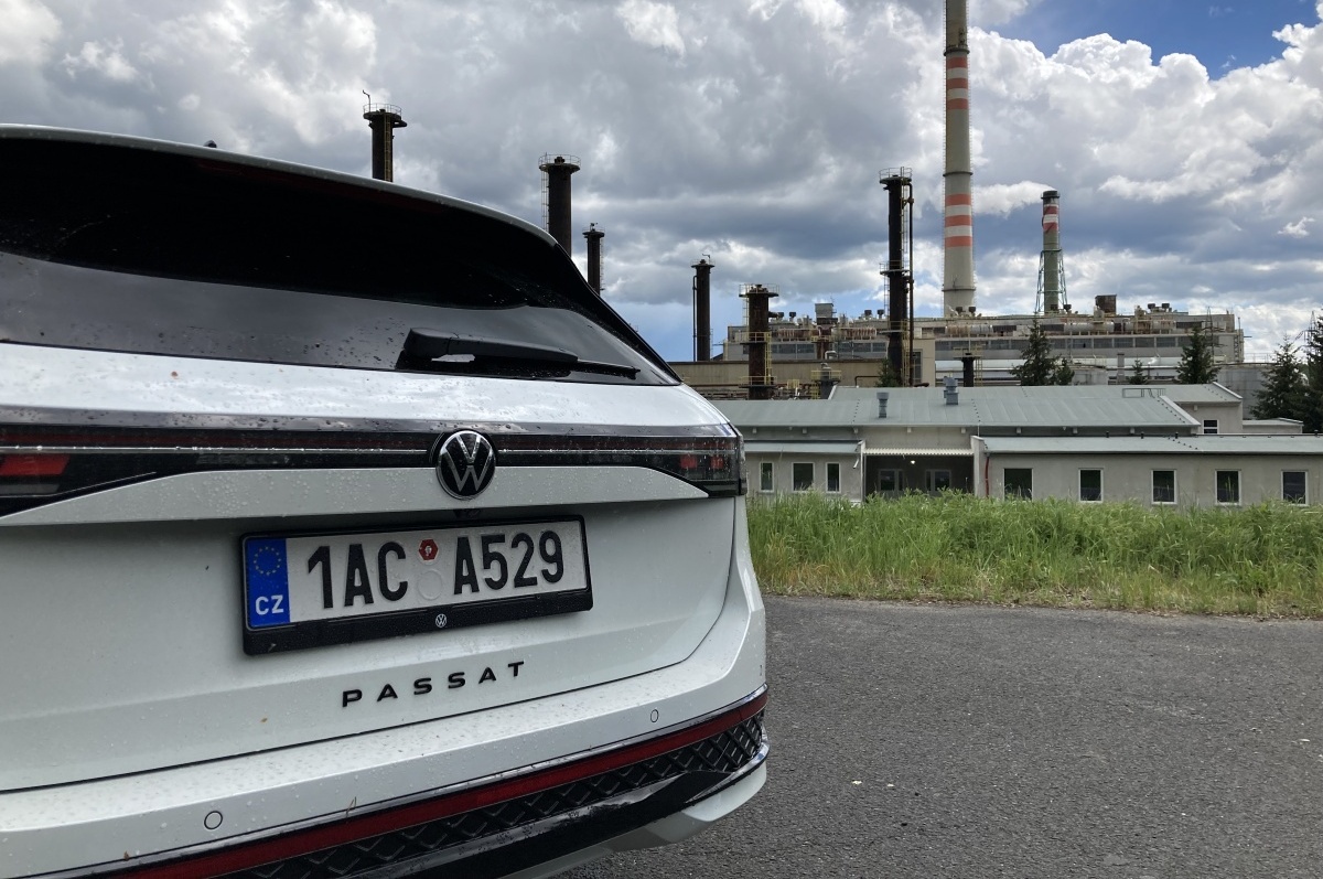 volkswagen-passat-2024-39