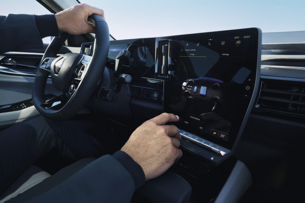 2024-renault-espace-interior-5-1024x683
