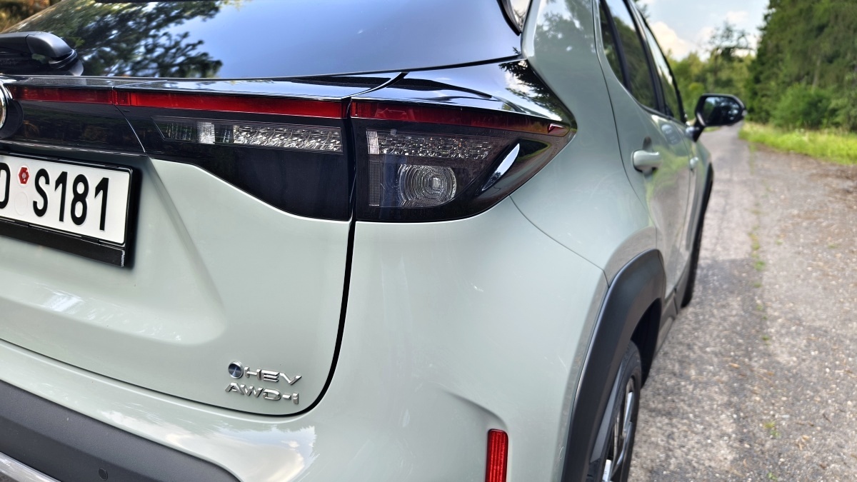toyota-yaris-cross-2024-17