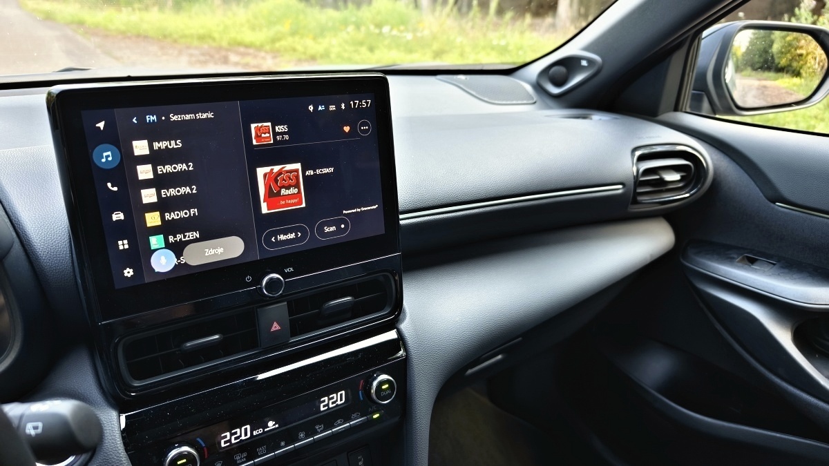 toyota-yaris-cross-2024-24