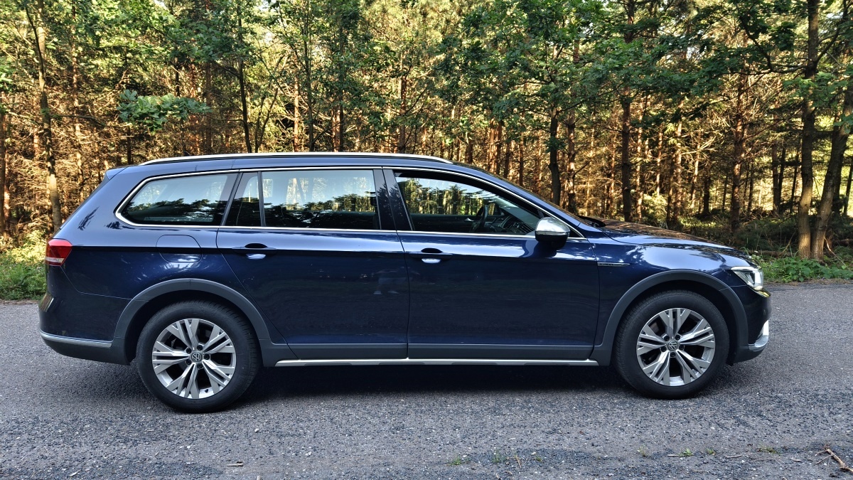 volkswagen-passat-b8-26