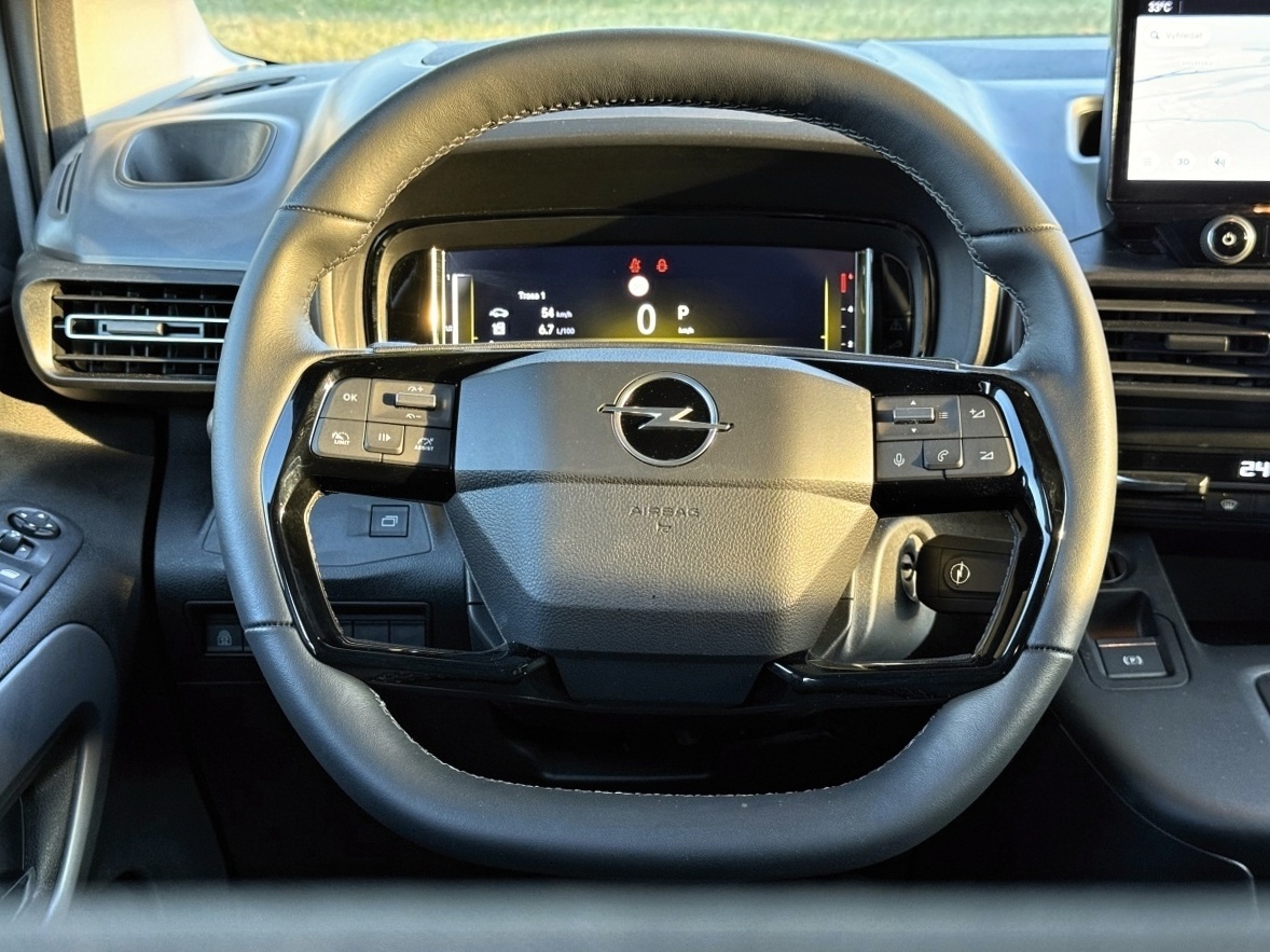 opel-como-xl-2024-17