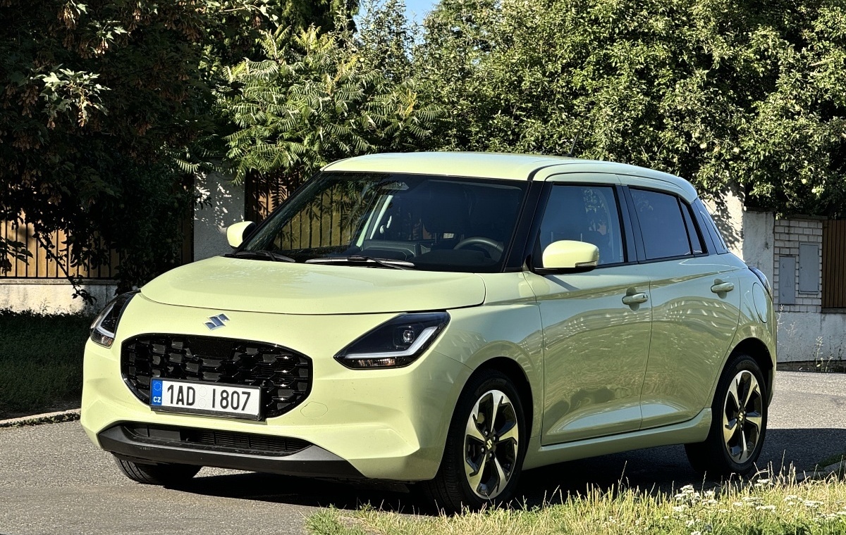 suzuki-swift-2024-14