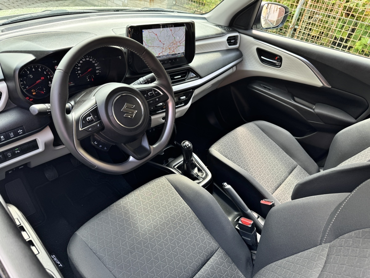 suzuki-swift-2024-33