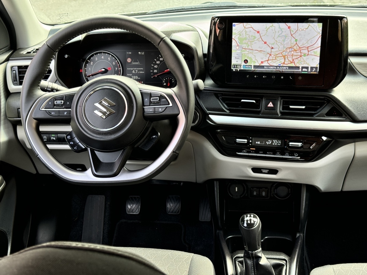suzuki-swift-2024-34