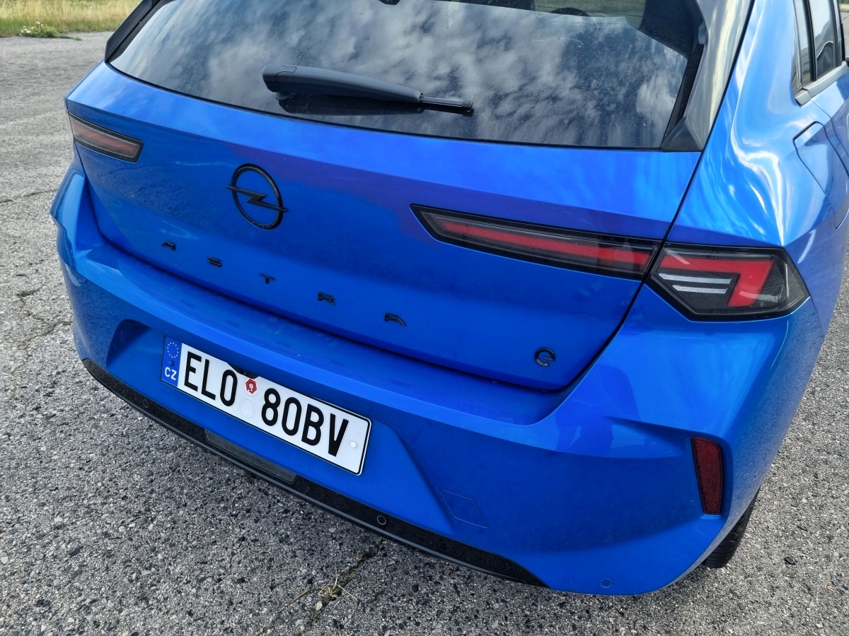 opel-astra-2024-9