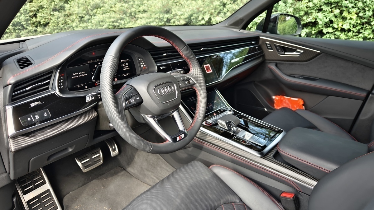 audi-sq7-2024-20