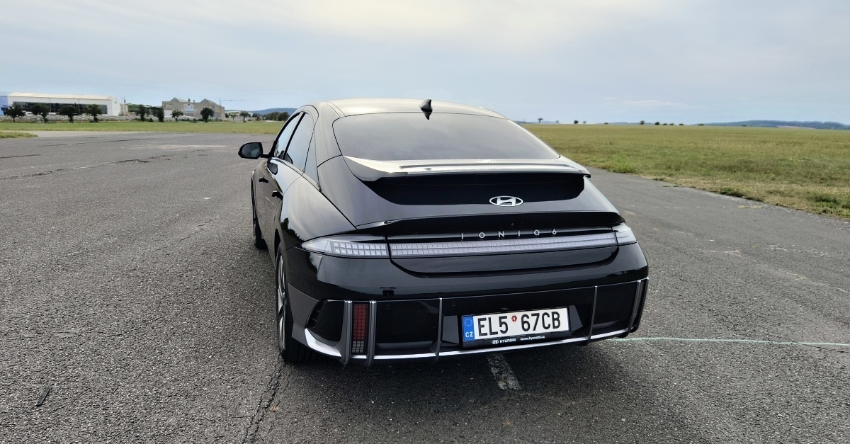 hyundai-ioniq-6-2024-35