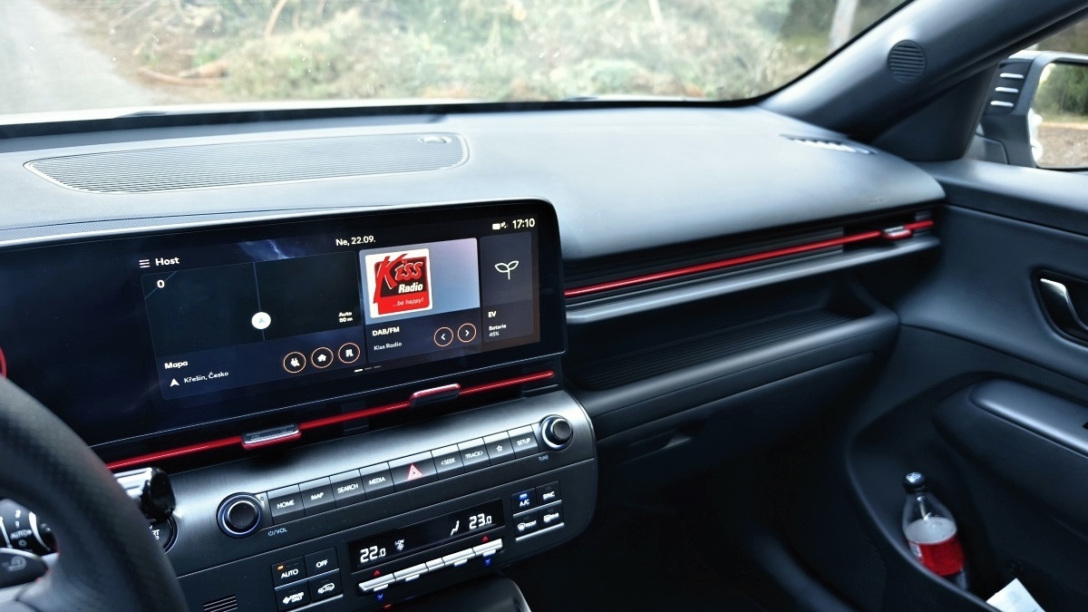 hyundai-kona-electric-2024-12