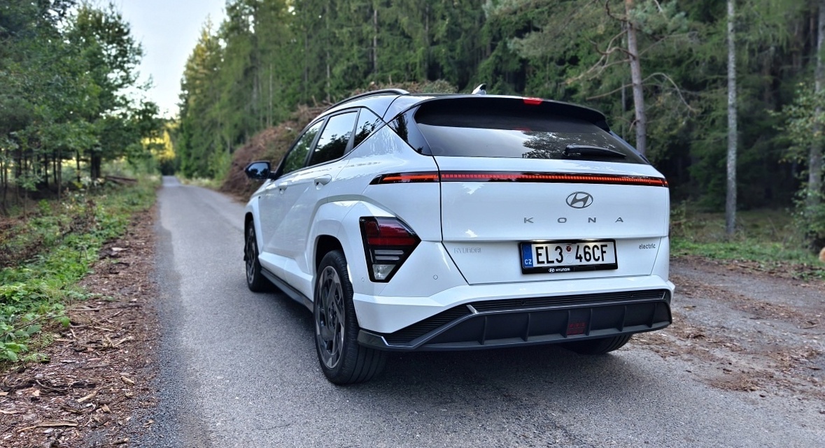 hyundai-kona-electric-2024-25