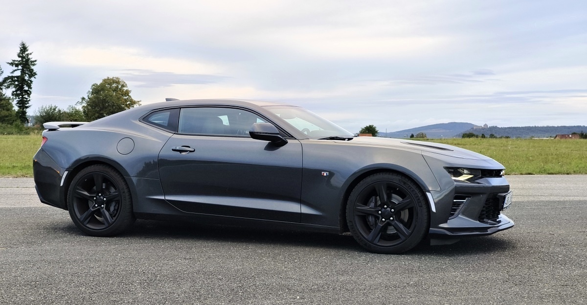 chevrolet-camaro-2020-19