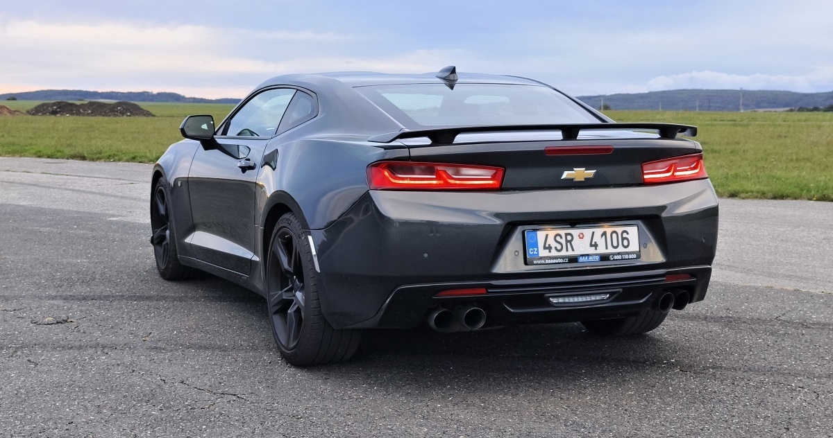 chevrolet-camaro-2020-32
