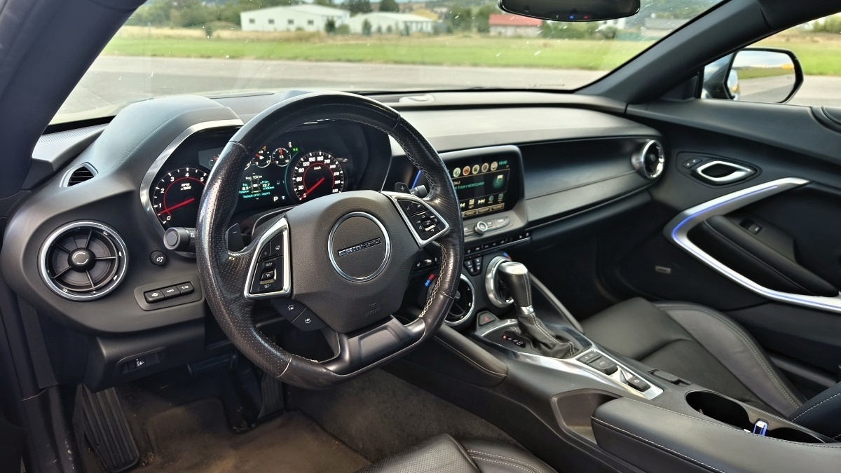 chevrolet-camaro-2020-9