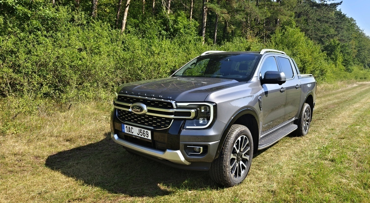 ford-ranger-platinum-2024-12
