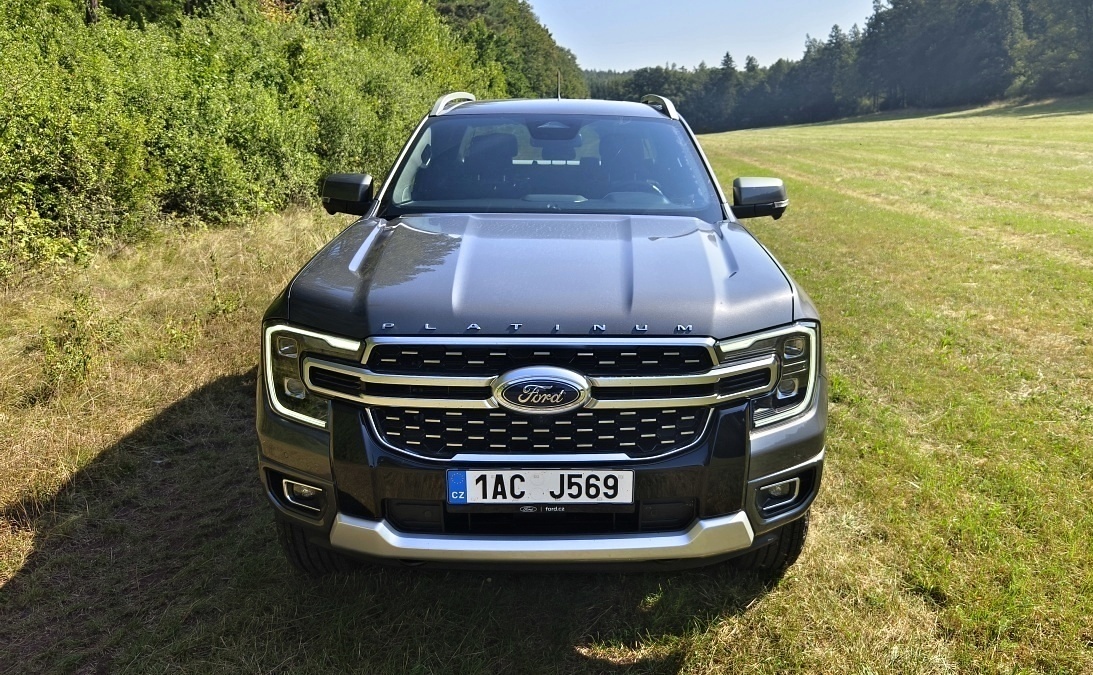 ford-ranger-platinum-2024-16