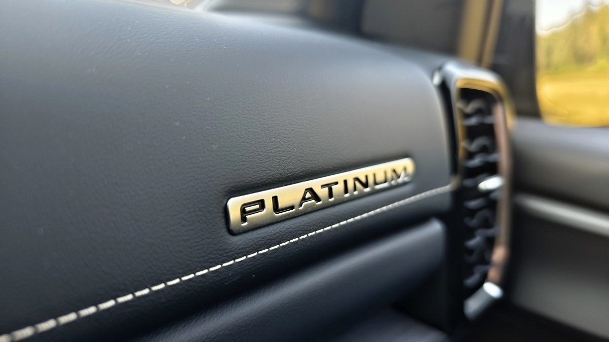 ford-ranger-platinum-2024-32