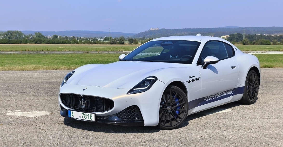 maserati-granturismo-2024-2