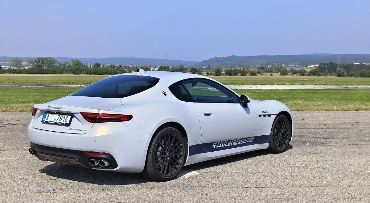 maserati-granturismo-2024-43