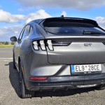 mustang-mach-e-gt-2024-13
