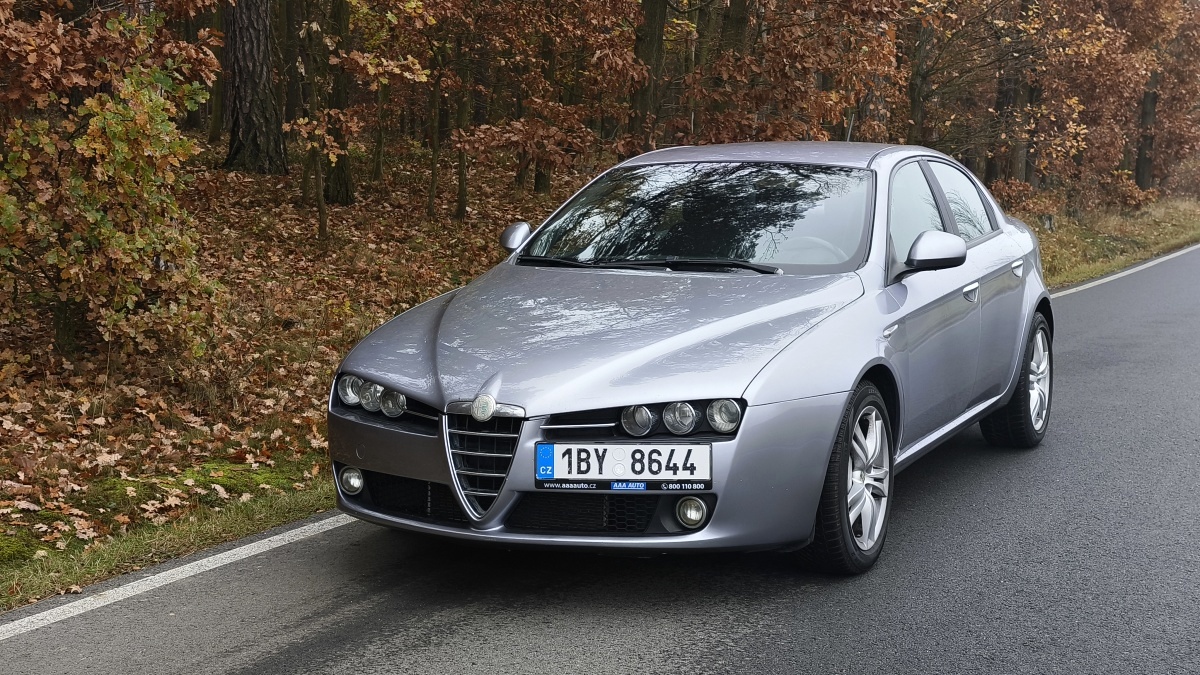alfa-romeo-159-16