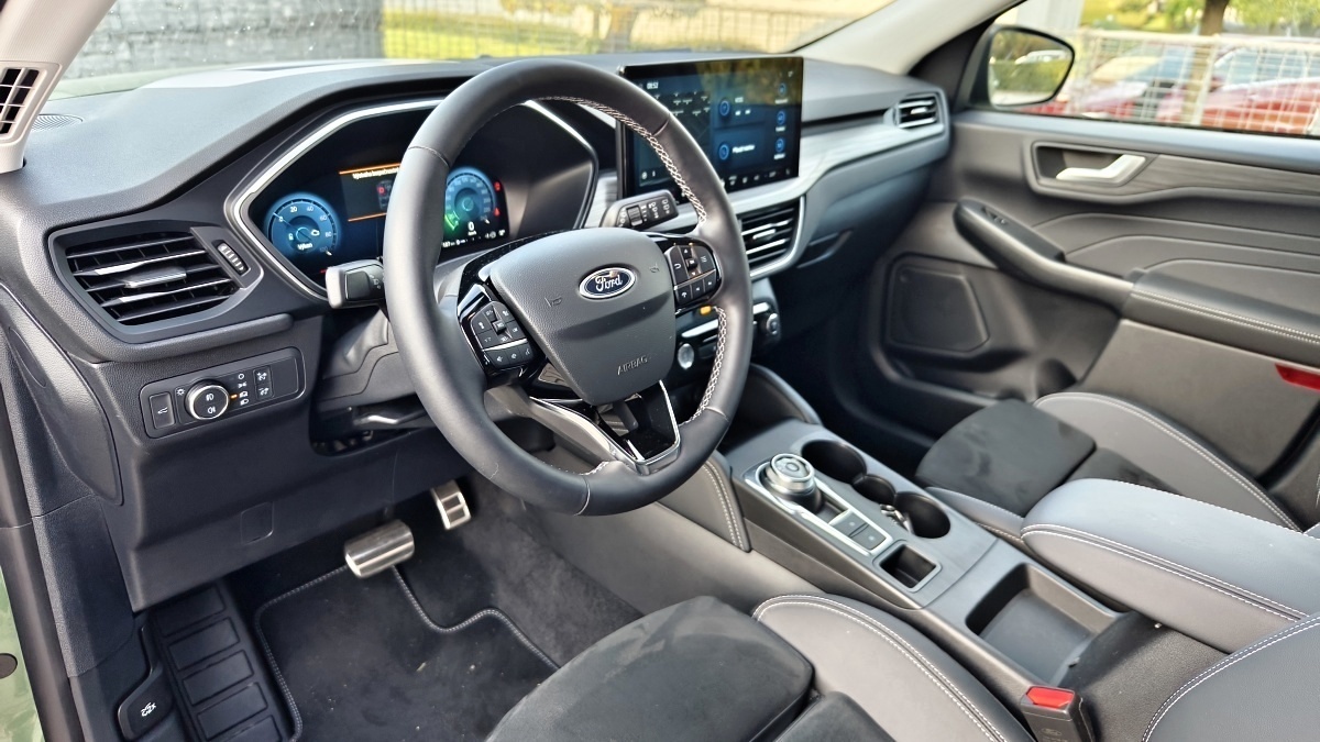 ford-kuga-facelift-2024-17
