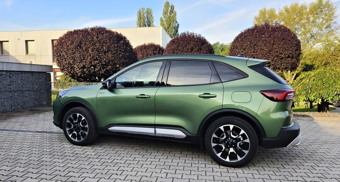 ford-kuga-facelift-2024-28