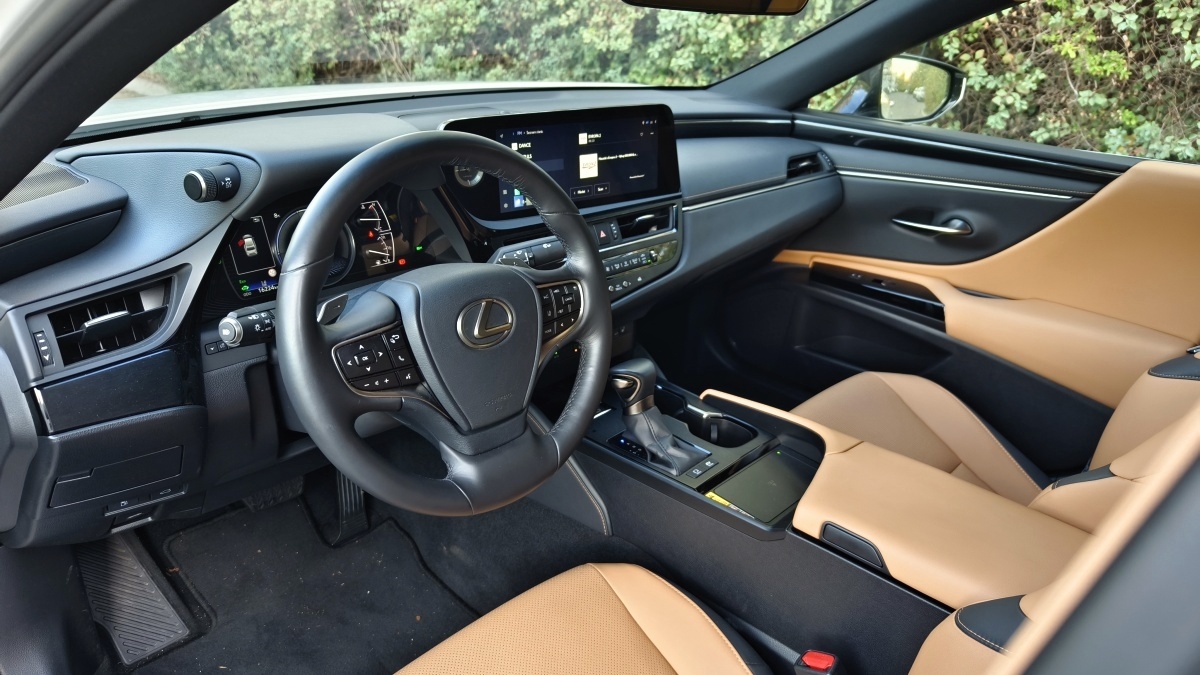 lexus-es-2024-28