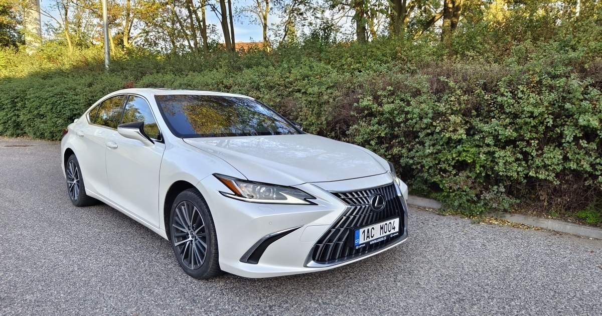 lexus-es-2024-3