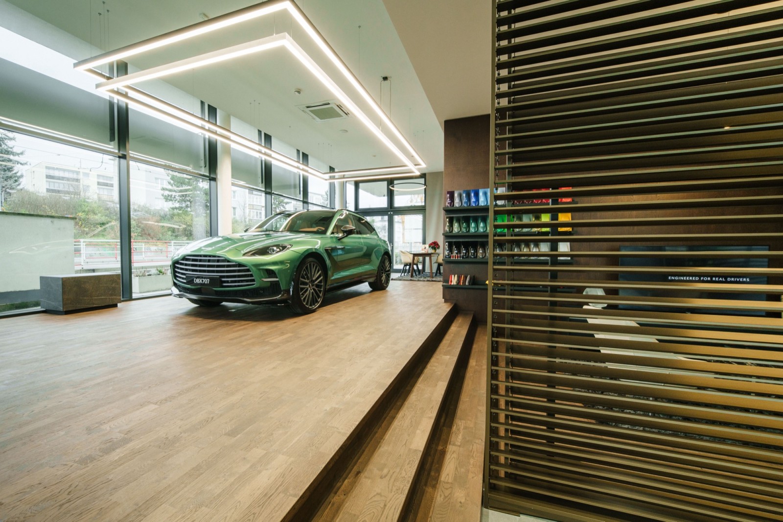 aston-martin-prague2