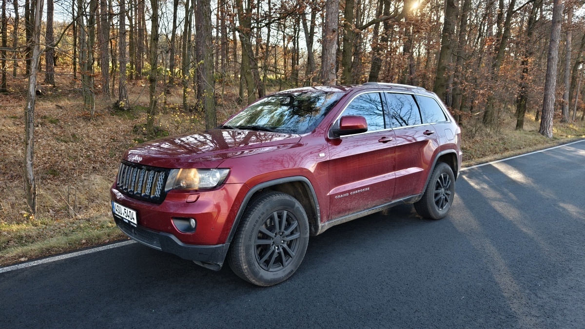 jeep-grand-cherokee-2013-1