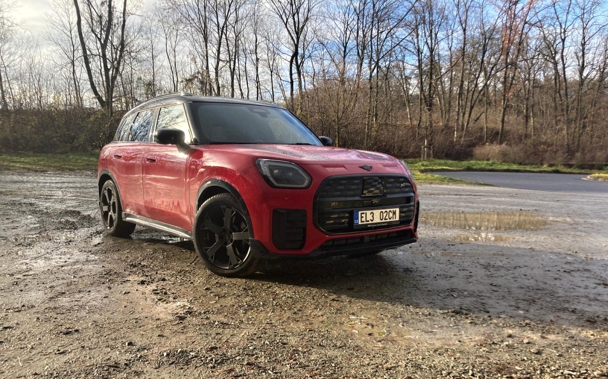 mini-countryman-ev-22