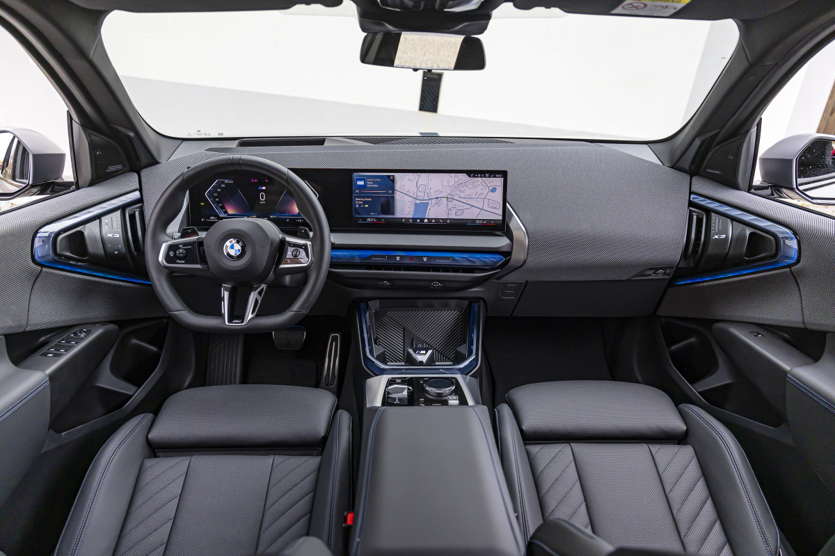p90580384_highres_bmw-x3-set-of-local