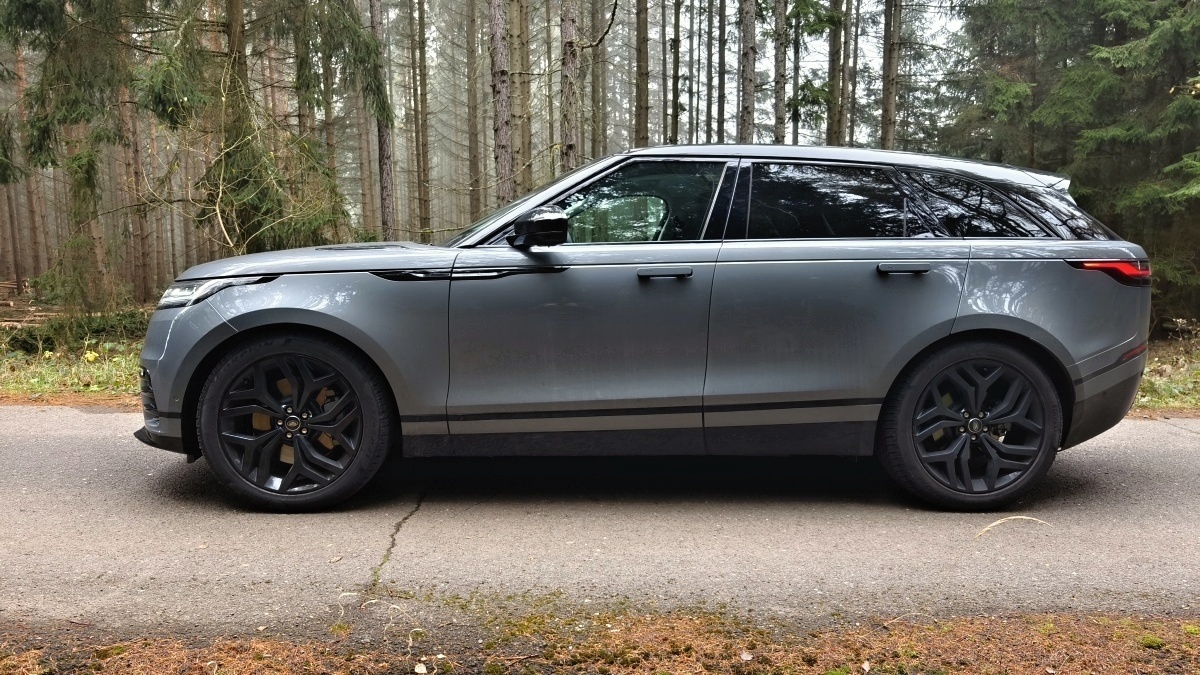 range-rover-velar-2024-31