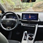 toyota-ch-r-2024-17
