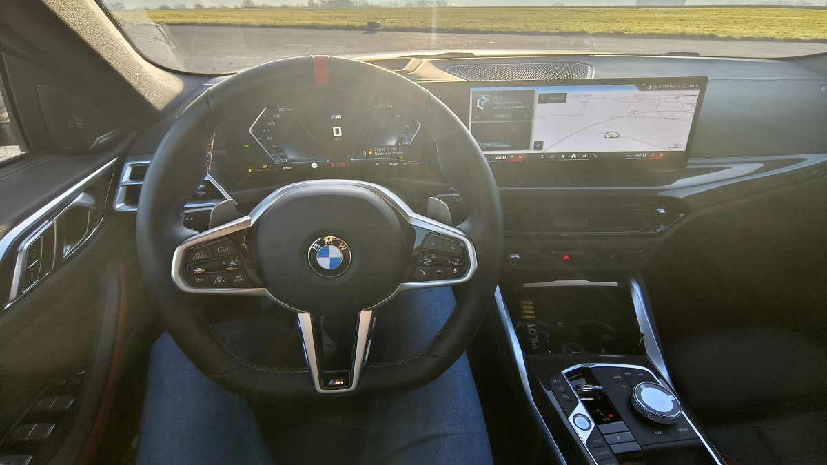 bmw-4-cabrio-2025-17