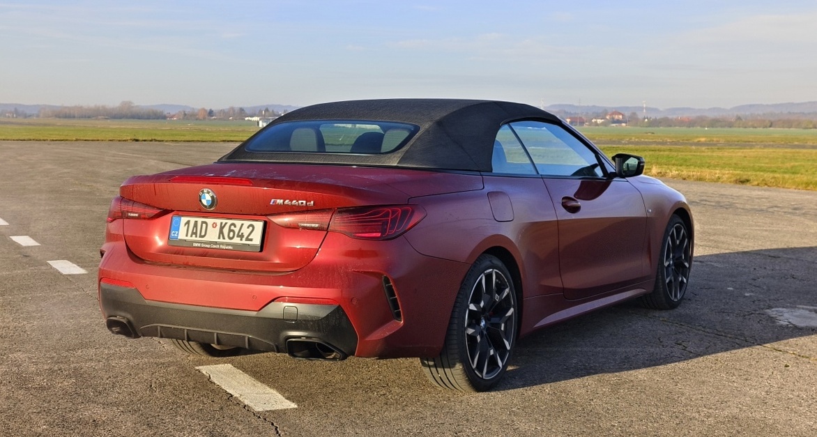 bmw-4-cabrio-2025-4