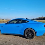 ford-mustang-gt-fastback-2025-6