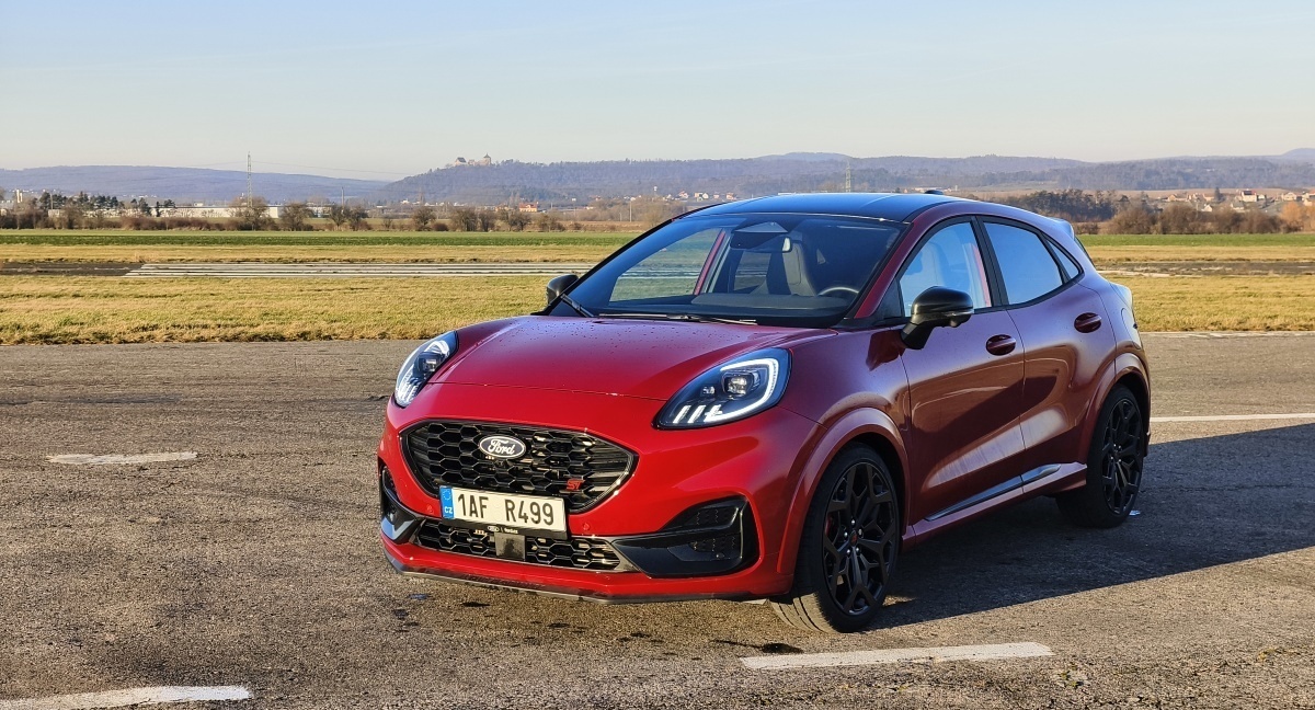 ford-puma-st-2025-4